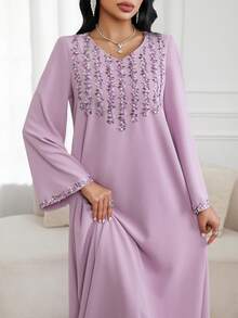 Al Najma 女士优雅阿拉伯风格 V 领喇叭袖缀饰连衣裙 - 紫丁香色 - 查看 1