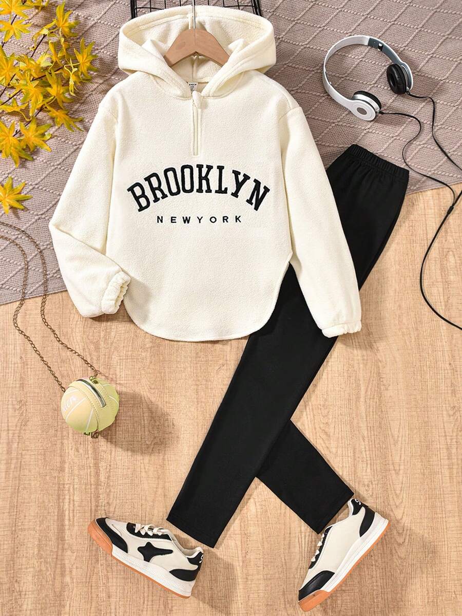 青少年女孩长袖前拉链字母印花连帽衫上衣和紧身裤 2 件套 - 黑與白 - 查看 1