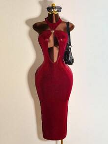 Mistrie Women's Solid Color Metal-Feeling Hollow Neck Strap Wrapped Hip Sexy Dress Holiday Elegant Party Dress