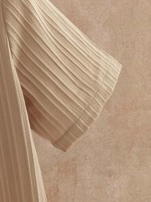 HIMLAND Bộ 2 món/Bộ đồ nam trơn cổ chữ V màu trơn và quần ống rộng bằng vải lanh Bộ 2 món cho nam Bộ đồ mùa hè cho nam Bộ đồ thường ngày cho nam Bộ đồ kaki cho nam - Màu be - Xem 5