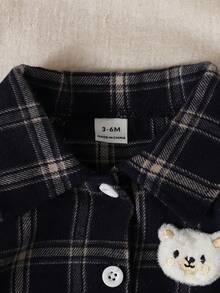 Playful Pals 男婴梭织贴布衬衫领前按扣胸前贴布松紧腰裤休闲长袖连体衣，秋季 - 藍色 - 查看 4