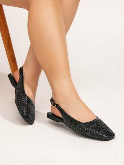 CUCCOO CURVES 大码女式装饰性简约设计闪亮方头平底鞋，适合宽脚