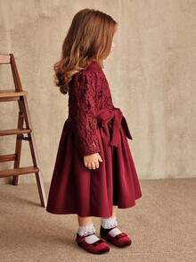 SHEIN Christmas Kids Dress, Partywear ,Santa Dress , New Years Dress, Christmas Children's Girls' Princess Dress Red Water Soluble Cloth Embroidered Waist Strap Bow Dress Long Sleeve Dress Gorgeous Dress Dress Parent Child Dress Autumn/Winter New Clothes For Kids Winter Winter Fall Haut Christmas Party Dress Winter Clothes - Burgundy - View 3
