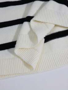 SHEIN 孕妇宽松 A 字形条纹撞色设计长袖针织套头衫，秋冬 - 黑與白 - 查看 8