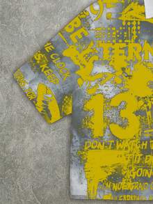 Manfinity ZONE917 Men's Letter Print Short Sleeve Casual Cropped Shirt