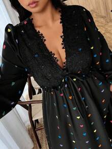 Weeklong 大码女式休闲优雅心形印花蕾丝开衩连衣裙，随机印花 - 黑色 - 查看 1