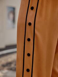 Calvaya Pantalones anchos de talle alto con botones laterales decorativos, en marrón y negro, de corte holgado y cómodo, versátiles para uso casual, de oficina y al aire libre, en tallas grandes - Marrón - Ver 3