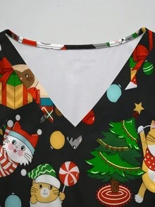 PopScrub 加大码女式圣诞猫拆礼物、圣诞树和彩灯印花 V 领短袖束腰上衣，带口袋和耳孔，适合护士制服 - 彩色 - 查看 6