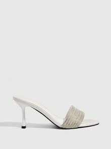 CUCCOO SZL Sandalias de vestir con estilo francés, puntera afilada, tacón alto de 8 cm, de satén blanco con adornos de rhinestones - Blanco - Ver 3