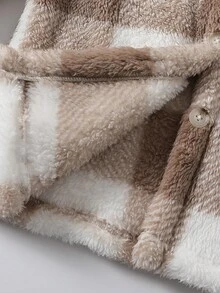 少女休闲格纹毛茸茸外套搭配针织上衣和裤子，适合日常出游 - 杏色 - 查看 5