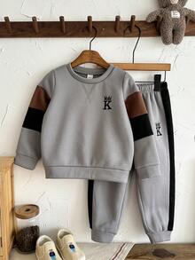 LMoss Kids 2件套男童针织拼色圆领休闲运动衫和裤子套装 - 彩色 - 查看 6