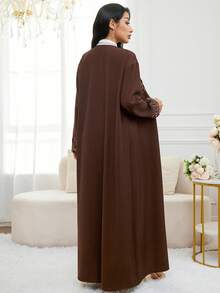 Al Najma Abaya Robe Longa Feminina Solta com Bordado Floral e Recortes