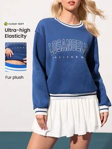 CourtClass Hanorac cu mânecă lungă și croială lejeră pentru femei, cu imprimeu de litere și umeri căzuți - Albastru - Vizualizare 1