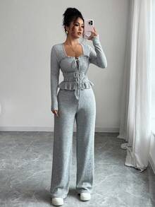 Selianne 2 件秋冬休闲新款灰色拉绒罗纹、甜美荷叶边饰前系带、褶皱荷叶边下摆长袖 T 恤 + 松紧腰阔腿裤套装，舒适休闲装 - 灰色 - 查看 1