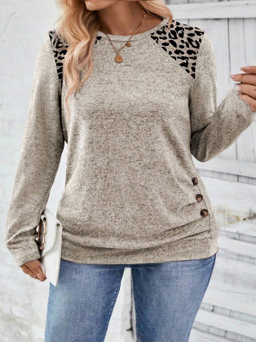 EMERY ROSE Nueva camiseta de manga larga con cuello redondo, decoración de estampado de leopardo y botones para mujer de talla grande - Albaricoque - Ver 1