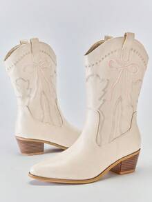 Solezae 女士迷人尖头粗跟刺绣中筒牛仔靴 - 米色 - 查看 2