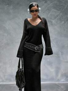 CasuGlow Casual Deep V Neck Solid Color Plain Pattern Drop Shoulder Double Cuff Oversize Fit Cozy Maxi Knitted Dress For Winter Daily Styles - Black - View 4