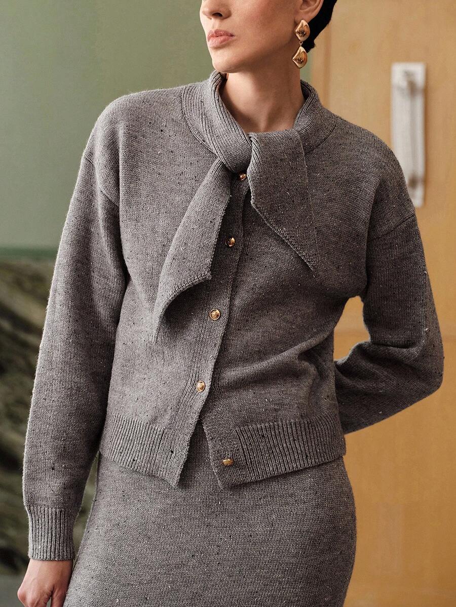 Uhlyne 女士简约教师装，时尚通勤风格，设计感十足，金色纽扣开衫搭配简约休闲A字裙，商务休闲两件套针织套装，秋冬 - 灰色 - 查看 1