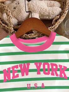 SHEIN Happikins/Little 女童休闲简约蓝条纹“NEW YORK”字样，绿色撞色，返校季，学院风，宽松圆领舒适日常针织长袖卫衣，适合秋冬季穿着，粉色和绿色可选，4岁女童长袖款，纽约 - 彩色 - 查看 5