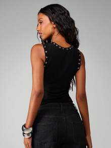 MISSGUIDED Black Ribbed Knit Tank Top With Metal Eyelet Trim Detail For Casual Everyday Wear - Black - View 2