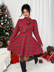Elenzga Vestido mini de línea A con lazo y estampado de cuadros navideños para mujer de talla grande