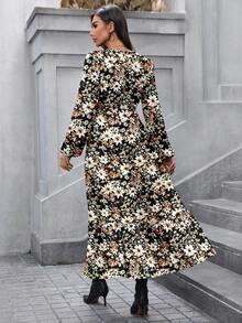 SHEIN LUNE V 领荷叶边喇叭袖层叠下摆 A 字形复古碎花休闲通勤优雅长裙，适合女士，秋冬 - 彩色 - 查看 4