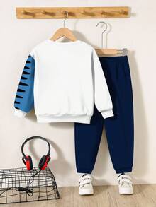 SHEIN 2 件套男童休闲宽松卡通动物、恐龙、涂鸦图案长袖运动衫和裤子运动套装，适合夏季穿着舒适 - 彩色 - 查看 3