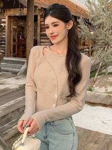 DAZY Áo thun nữ trễ vai cổ tròn tay dài màu trơn, phong cách Hàn Quốc - Màu be - Xem 2