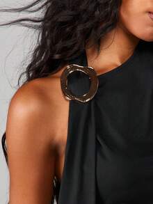 MISSGUIDED Halter Neck Sleeveless Top With Ring Detail And Open Back Design - Black - View 6