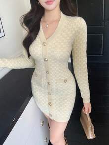 DAZY 女式优雅 V 领长袖单排扣修身针织连衣裙，秋季毛衣裙 - 米色 - 查看 4