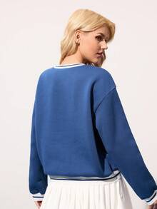 CourtClass Hanorac cu mânecă lungă și croială lejeră pentru femei, cu imprimeu de litere și umeri căzuți - Albastru - Vizualizare 3