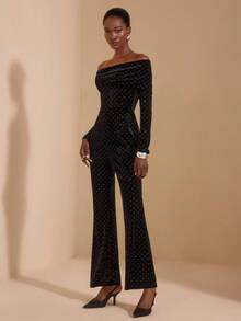 JIAN LASALA Samt-Jumpsuit mit Off-Shoulder, Glockenbeinen und Strass, für Damen im Herbst/Winter, für Partys geeignet. Elegante, luxuriöse und stilvolle Kleidungskollektion mit Mesh-Jumpsuit, Pailletten-Jumpsuit, Off-Shoulder Jumpsuit.