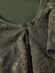 SHEIN MOD 女式花卉植绒拼布荷叶边下摆深 V 领中长连衣裙 - 軍綠色 - 查看 3