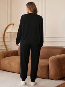 Rosumi Plus Size Casual Loose Long Sleeve Top And Pants 2 Pieces Set,Women's Black Smart Casual Outfit For Autumn Everyday,Cozy Fall New Year Look,Maija - Black - View 4