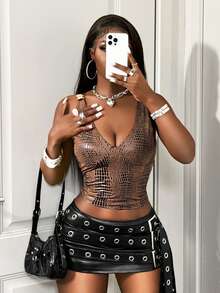 SHEIN BamGlam Débardeur court ajusté sexy à col V profond avec imprimé peau de serpent brillant pour femmes - Multicolore - Voir 3
