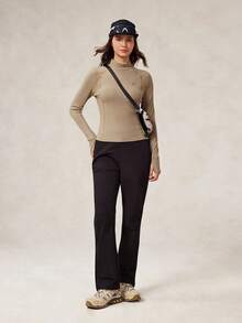 OutZeal Camiseta deportiva de manga larga con cuello alto, ajuste ceñido, de forro polar suave y cálido para mujer, ideal para senderismo y acampada en otoño e invierno - Caqui - Ver 6