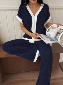 Lazeform Bộ đồ ngủ 2 món dệt kim màu trơn cổ chữ V tay ngắn và quần dài cho nữ - Màu xanh hải quân - Xem 5