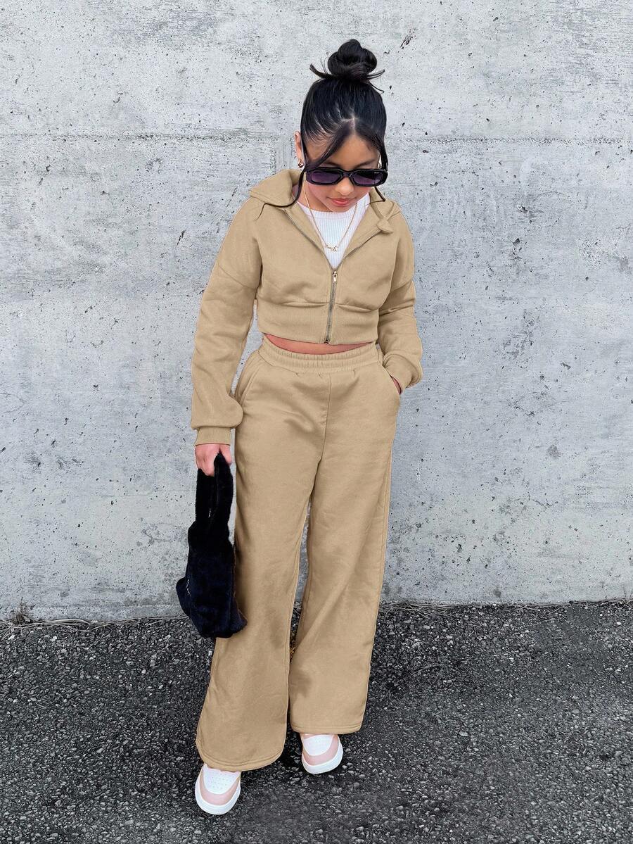 SHEIN Tween Girl Nova Glow 儿童时尚舒适派对街头纯色针织连帽卫衣宽松套装 - 杏色 - 查看 1