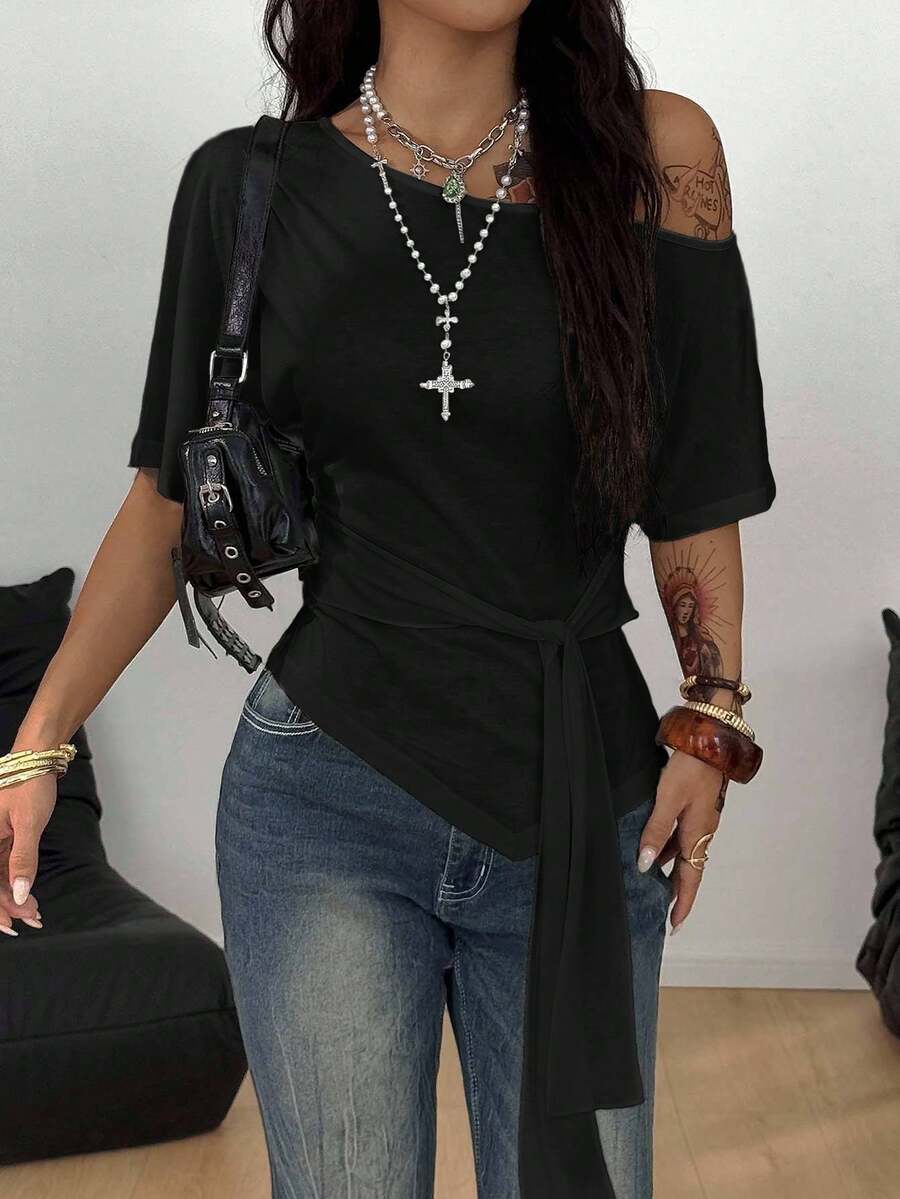 Coolane 女式纯色不对称肩部短袖打结腰部休闲T恤 - 黑色 - 查看 1