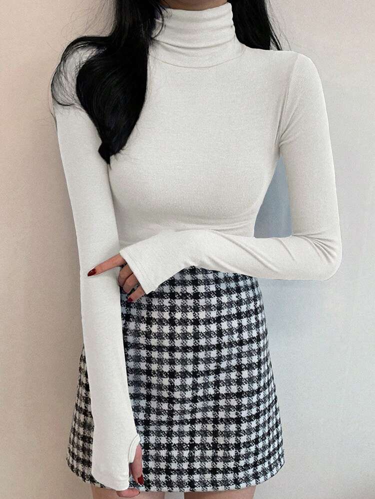 Women's Turtleneck Tight Fitting Thermal Lined T-Shirt Long Sleeve Top