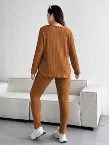 Vibekara 大码女式纯色休闲纹理条纹 V 领 T 恤和裤子套装