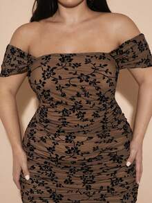 SHEIN BAE 大码假期夏装 夏装 春装 柔和色连衣裙 海滩女士连衣裙 长海滩连衣裙 夏季连衣裙、婚礼宾客连衣裙、露肩褶皱连衣裙 花卉印花植绒连衣裙 中长款女士连衣裙 秋季女士服装、女士生日连衣裙 - 棕色 - 查看 6