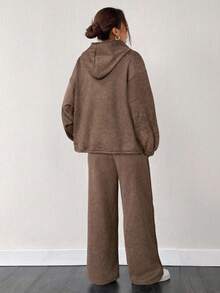 SHEIN EZwear Coffee Brown Plus Size Women Casual Thermal Lined Sweatshirt & Sweatpants 2 Pieces Set, Autumn/Winter Brown Two Pieces Set Women Comfortable Two Pieces Set - Coffee Brown - View 2