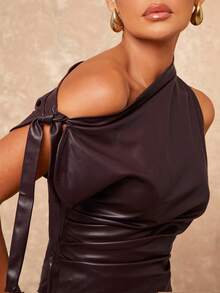 Lumalex Fall Winter Women Faux Leather Asymmetrical Off-Shoulder Top Eleganza Glamour Elegant New Style Women Luxury Prom Gathering Party Banquet Modest Old Money Coquette Glitter Holiday Party Rave Festival Outing Vacation Hot Outdoor Richly Layered Wedding Season Banquet ID Al-Adha Al-Adha Party New Year Dark Chocolate Brown Leather Top Coffee Dark Chocolate Coffee - Brown - View 7