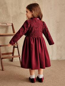 SHEIN Christmas Kids Dress, Partywear ,Santa Dress , New Years Dress, Christmas Children's Girls' Princess Dress Red Water Soluble Cloth Embroidered Waist Strap Bow Dress Long Sleeve Dress Gorgeous Dress Dress Parent Child Dress Autumn/Winter New Clothes For Kids Winter Winter Fall Haut Christmas Party Dress Winter Clothes - Burgundy - View 2