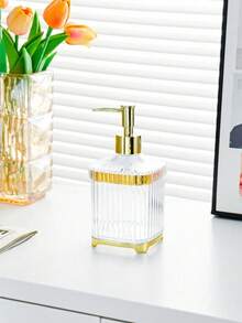 1 Stück eleganter Seifenspender, Pumpflasche für Toner auf der Arbeitsplatte, süßer Badezimmer Toner Behälter, nachfüllbare Shampoo- und Duschgelflaschen, Badezimmer Accessoires, Heimdekoration, Heimeinrichtung, Badezimmerdekoration, Herbstdekoration, Rückkehr zur Schule.