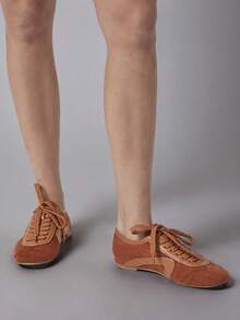 Solezae 女士舒适平底日常梦幻休闲基本款可爱芭蕾运动鞋 - 駝色 - 查看 4