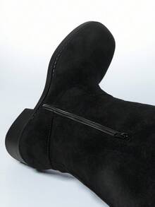 Solezae Women Everyday Casual Comfortable Round Toe Chunky Heel Knee-High Boots