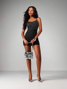 MISSGUIDED 金属铆钉装饰紧身迷你连衣裙，适合夜生活、派对和俱乐部活动 - 黑色 - 查看 4