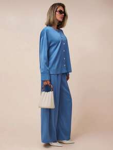 COSMINA 女式纯色圆领落肩长袖单排扣衬衫和裤子休闲两件套 - 水鴨藍 - 查看 5